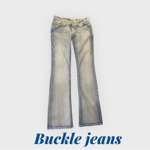 Buckle Jeans